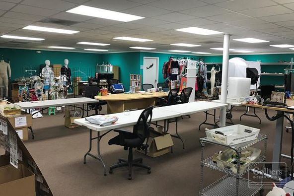 18301 N Tamiami Trl, North Fort Myers, FL 33903